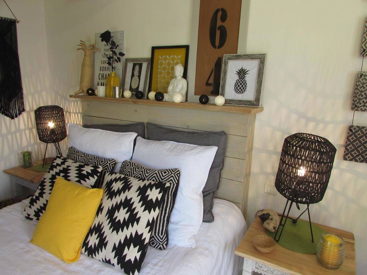 Double Room with Terrace in Junas, Côte méditerranéenne (France)