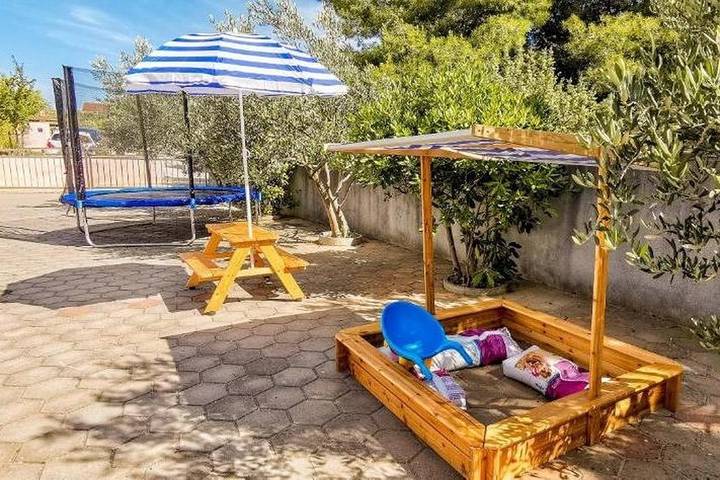 4-Zimmer-Haus mit Terrasse und Meerblick Milna, Brac in Milna, Brac