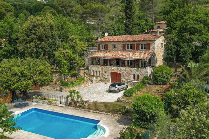 Villa für 7 Personen, mit Garten und Terrasse - 1