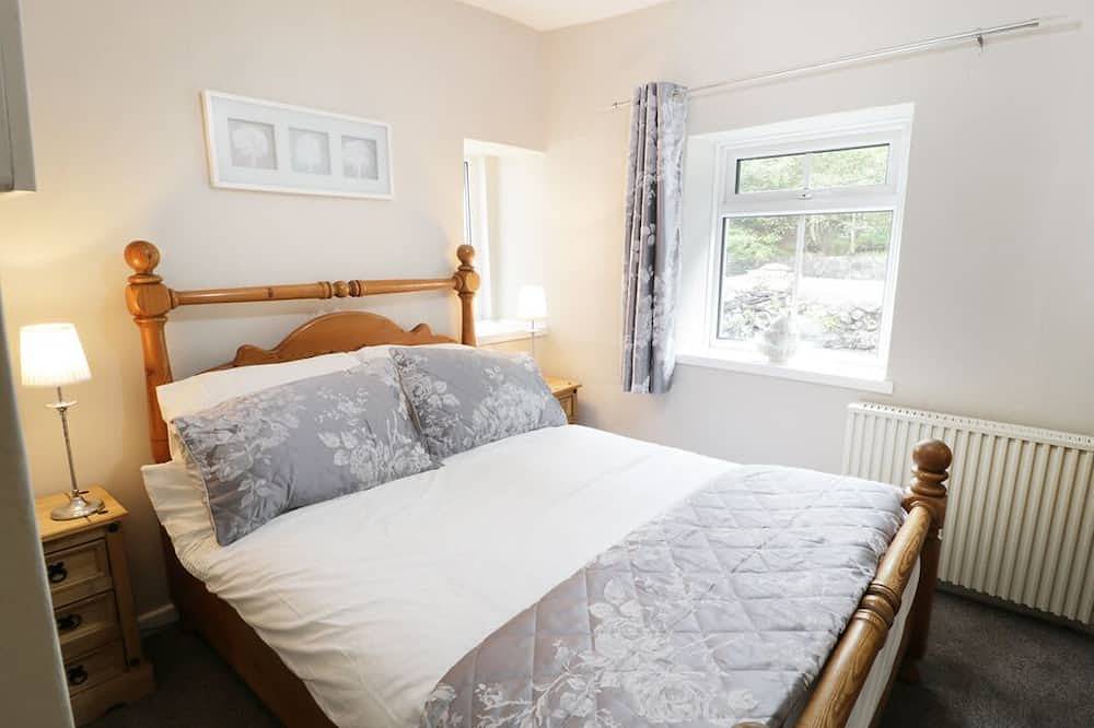 Charming Ty Coed Retreat in Llanberis in Llyn Padarn, Snowdonia