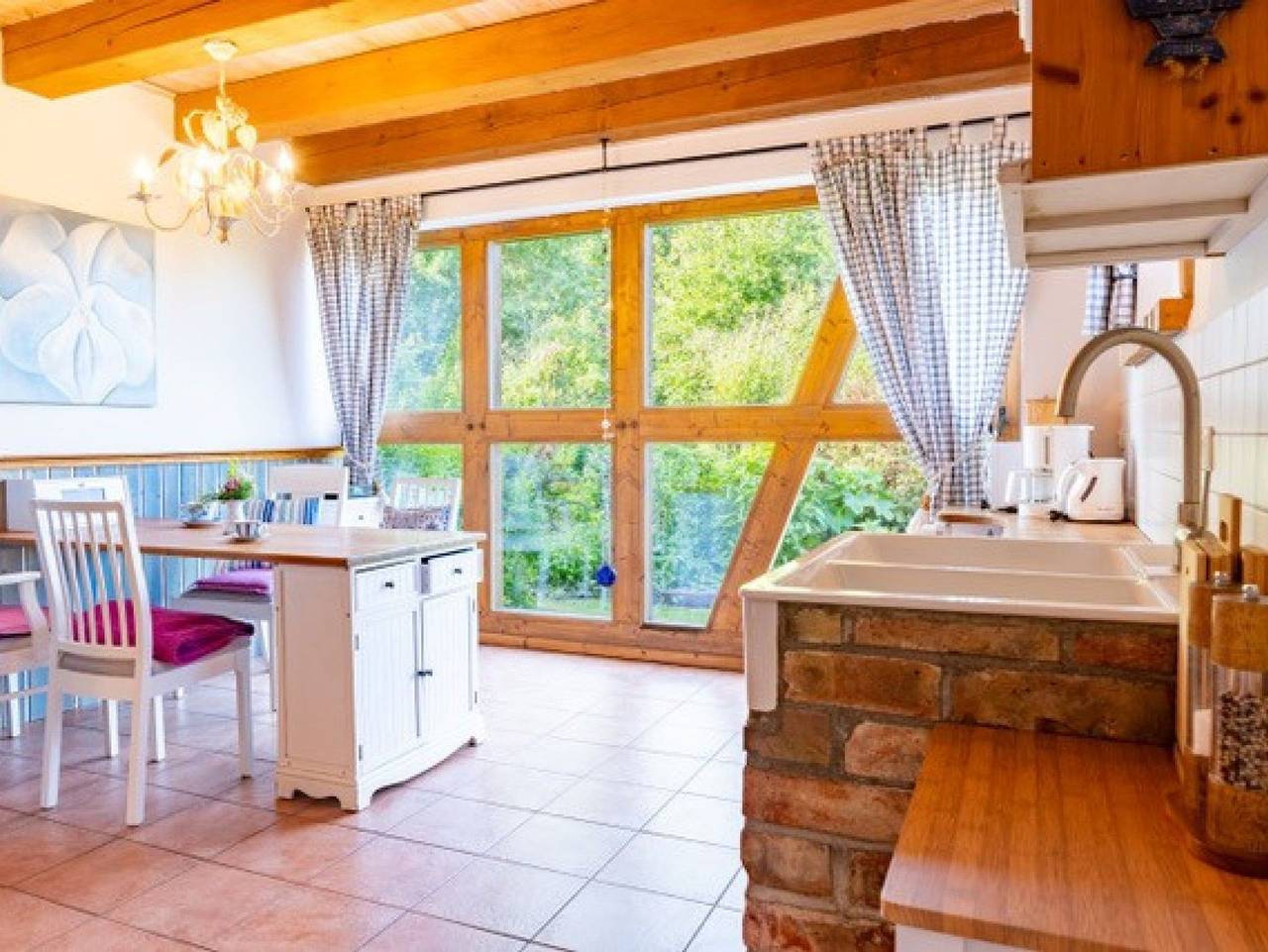 Ganze Ferienwohnung, Landhauswohnungen Mitten auf Rügen - Wohnung Steuerbord - Fewo Gartenseite Steuerbord mit Infrarotsauna in Thesenvitz, Bergen auf Rügen