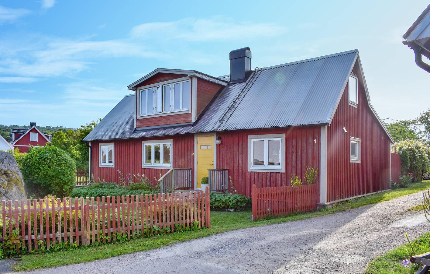 Hus för 8 Personer, med terass och trädgård