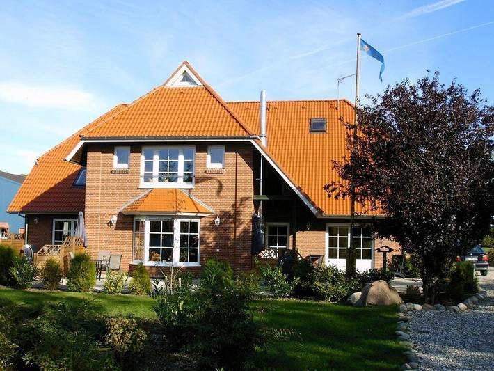 Ferienhaus für 4 Personen, mit Terrasse und Garten in Gammendorf