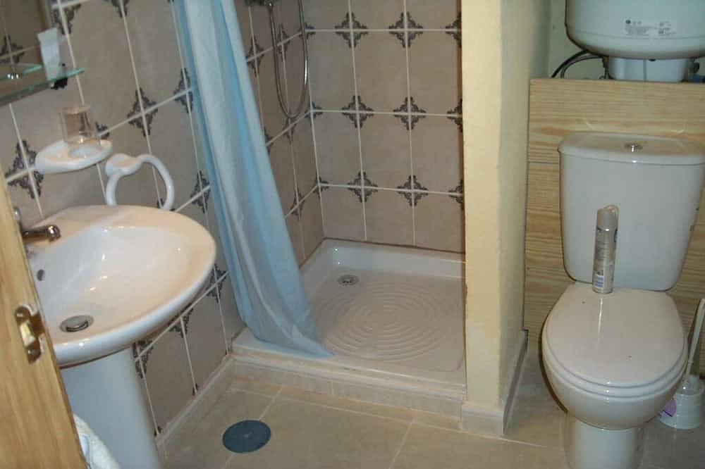 Ganze Wohnung, Apartment für einen Familienurlaub, große Terrasse und Pool, sicher. in El Pinar de San Gines, Cartagena