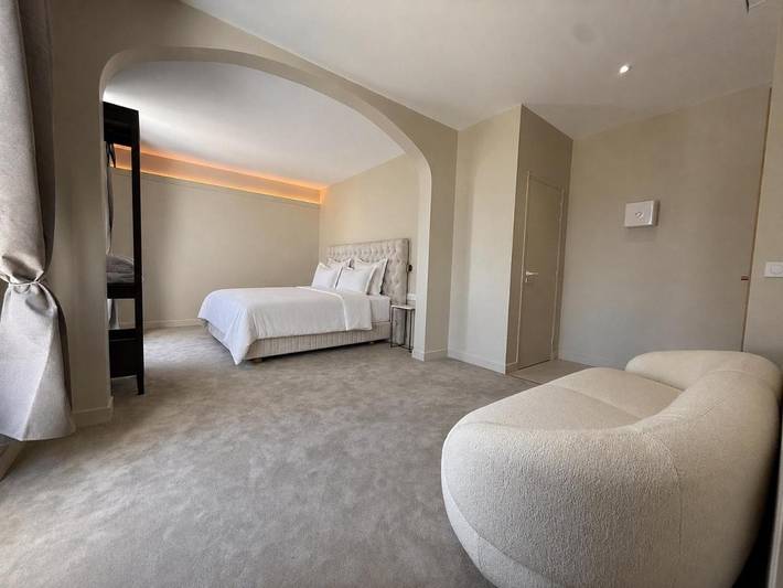 Hôtel pour 2 personnes, avec vue ainsi que piscine et jardin dans Merey (Évreux) - 3
