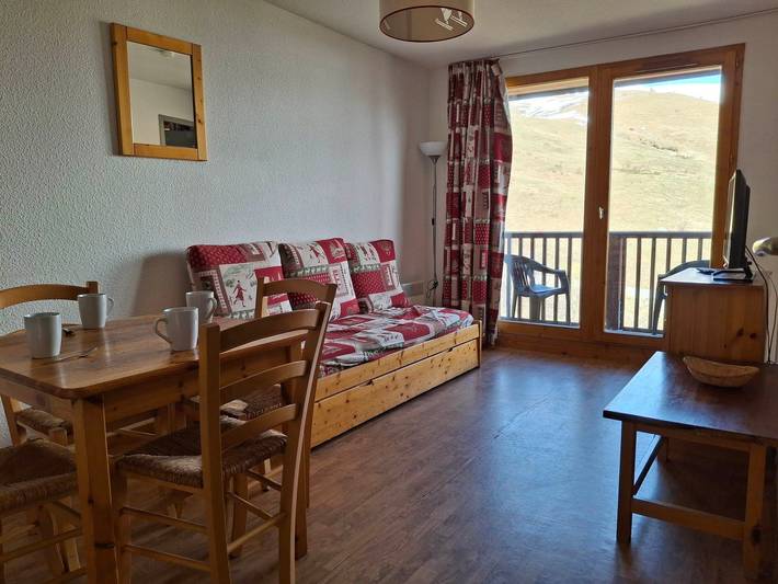 Gîte pour 4 personnes, avec balcon à Montgellafrey - 3