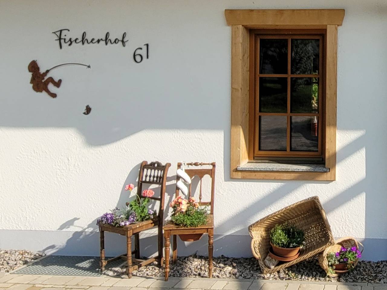 Ολόκληρο το διαμέρισμα, Apartment 'Fischerhof' with Mountain View, Private Terrace and Wi-Fi in Höchenschwand, Southern Black Forest