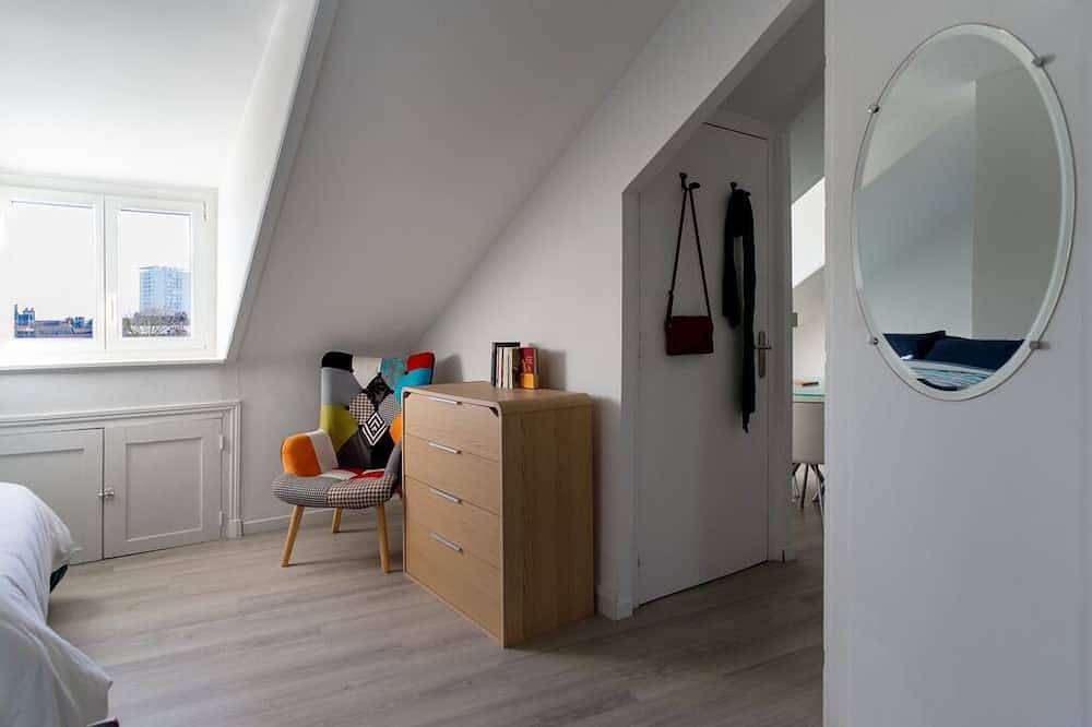 Geheel appartement, This Accommodation Is No Longer Available For Booking in Saint-Brieuc, Côte de Goëlo