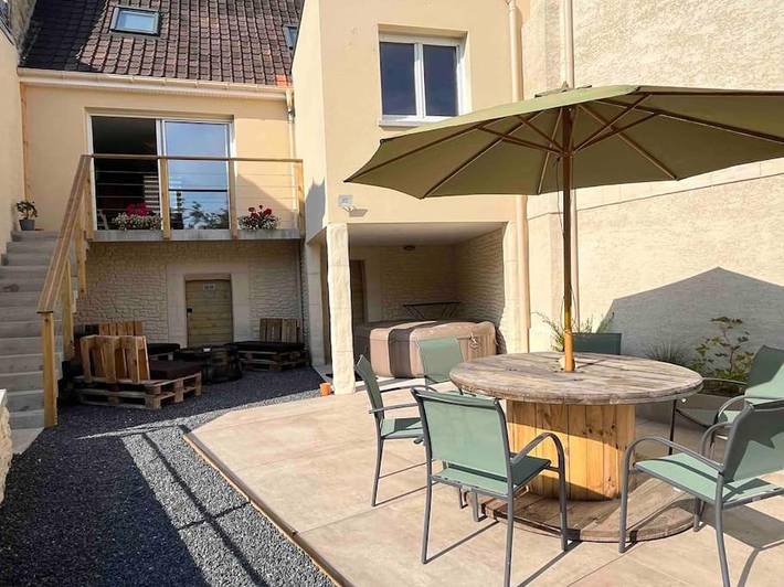 Gîte pour 6 personnes, avec jardin ainsi que vue et vue sur le lac, animaux acceptés dans Long