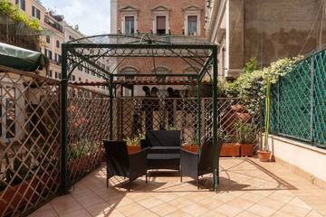 Apartment for 2 People in Rome, Rome Province, Photo 1