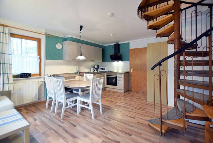 Ferienhaus für 4 Personen, mit Terrasse und Garten in Prerow - 4