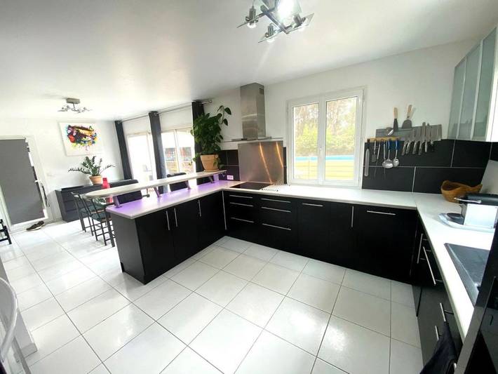 Villa pour 6 personnes, avec jacuzzi ainsi que jardin et piscine à Le Beausset - 3