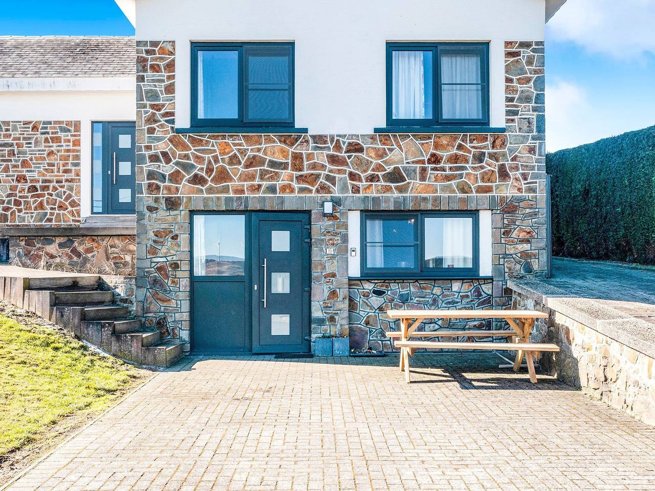 Ferienhaus mit Garten in Lierneux, Lüttich und Umgebung