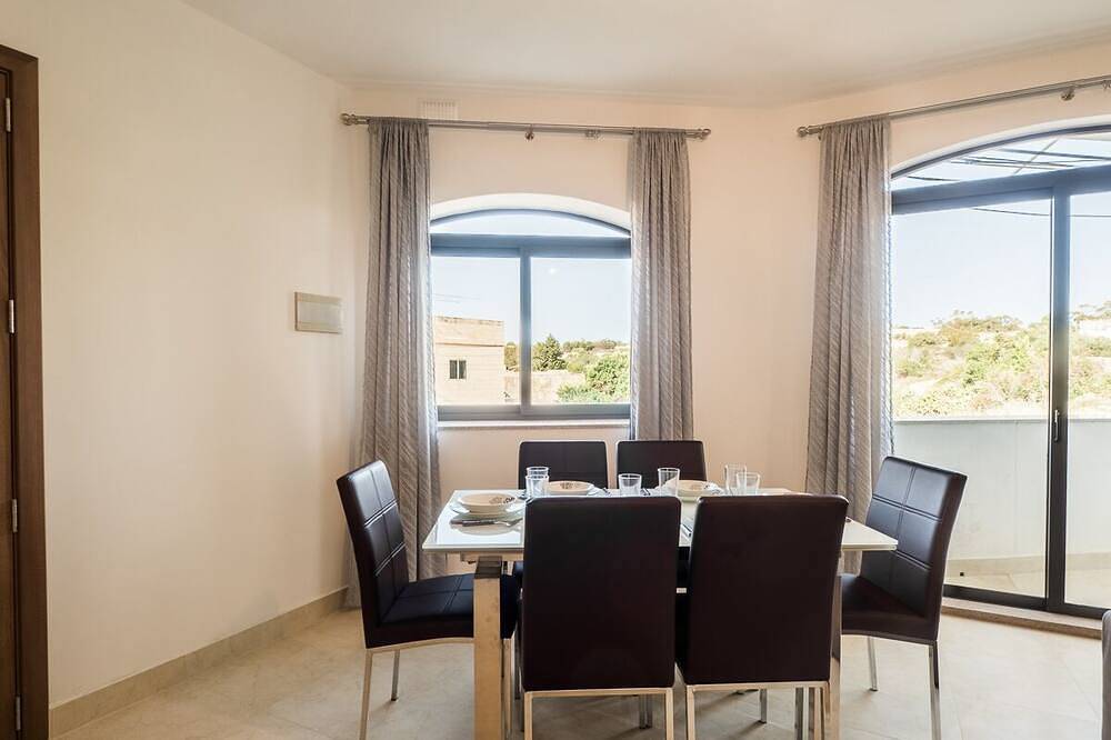 Apartamento entero, Apartamento moderno y confortable en Birzebbuga in Birżebbuġa, Isla de Malta