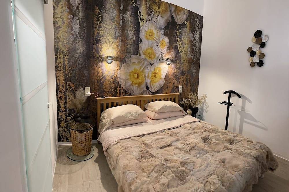 Apartamento entero, Quiet Apartment w A/C in the Absolute center of Budapest, closed to Duna river in Budapest, Közép-Magyarország