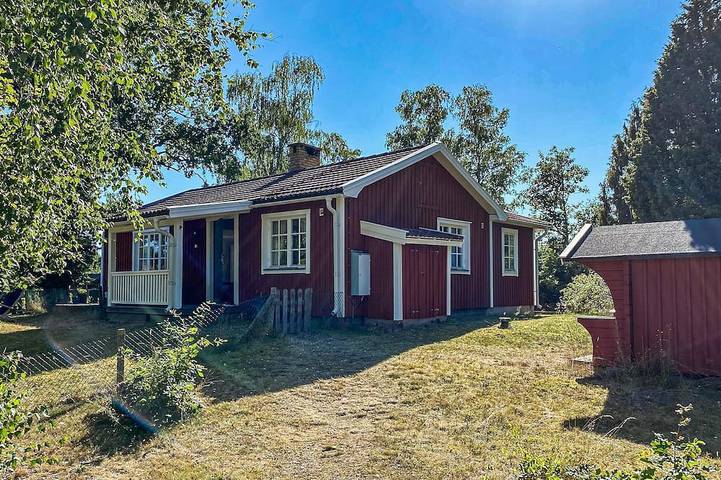 Ferienhaus für 5 Personen, mit Garten in Mönsterås und Umgebung