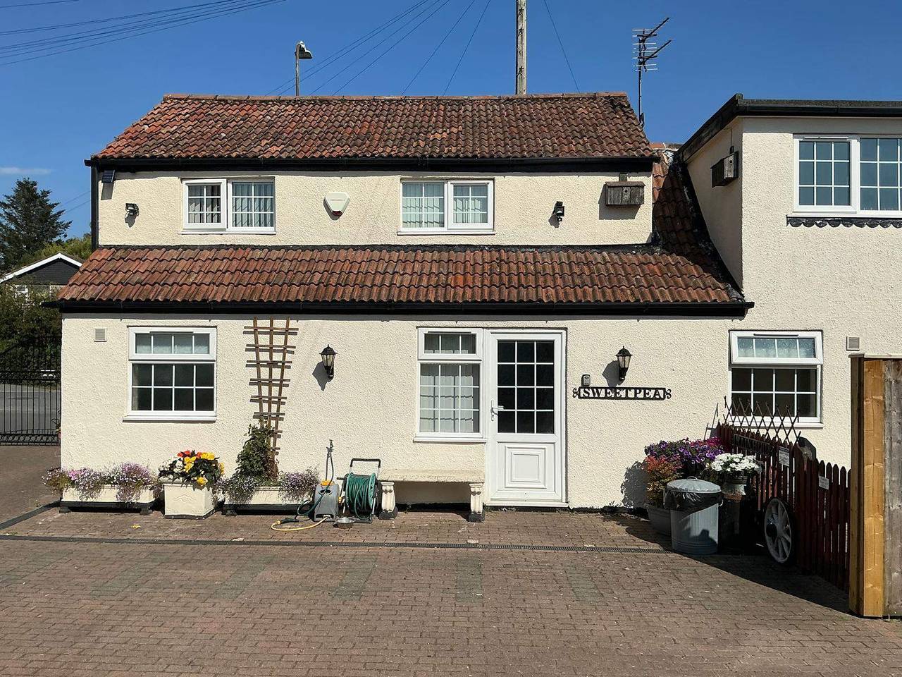 Sweetpea Cottage - Sleeps 5, Parking & Pets Ok in Louth, Lincolnshire