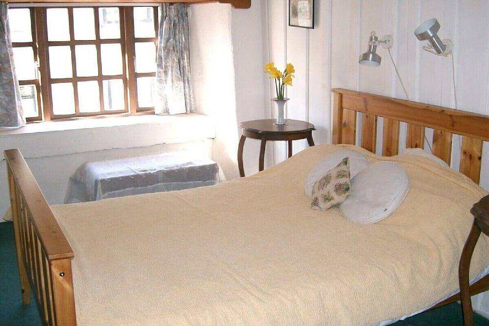 Historic beamed cottage near beach overlooking St Michael's Mount in Marazion, Cornwall