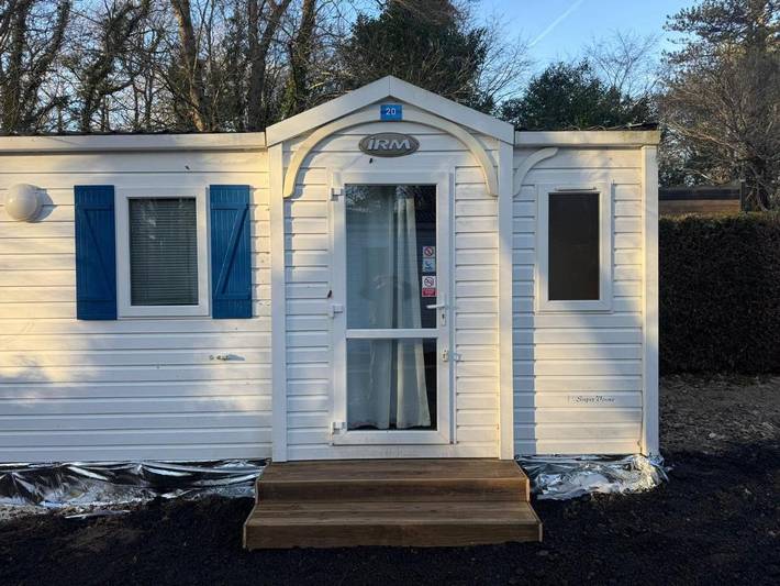 Camping pour 4 personnes, avec Terrasse ainsi que Jardin et Vue