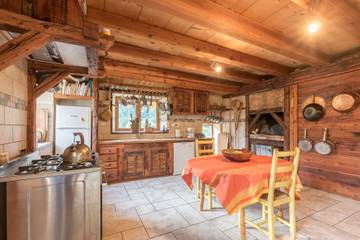 Gîte pour 15 personnes, avec balcon et jardin à Saint-Paul-sur-Ubaye