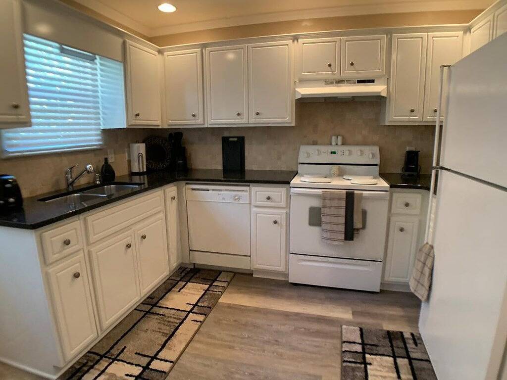 Abschluss / Pcs-Bestellungen / Reisekrankenschwestern / Golf / Beaufort Home in Beaufort, Parris Island