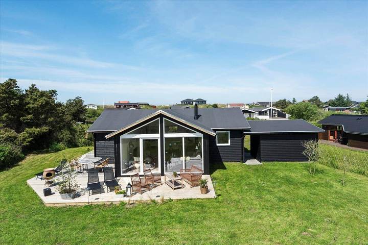 Ferienhaus für 6 Personen, mit Terrasse in Lakolk