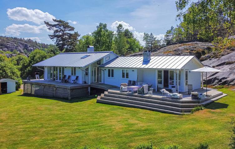 Ferienhaus für 5 Personen, mit Terrasse und Garten sowie Sauna und Ausblick in Bohuslän