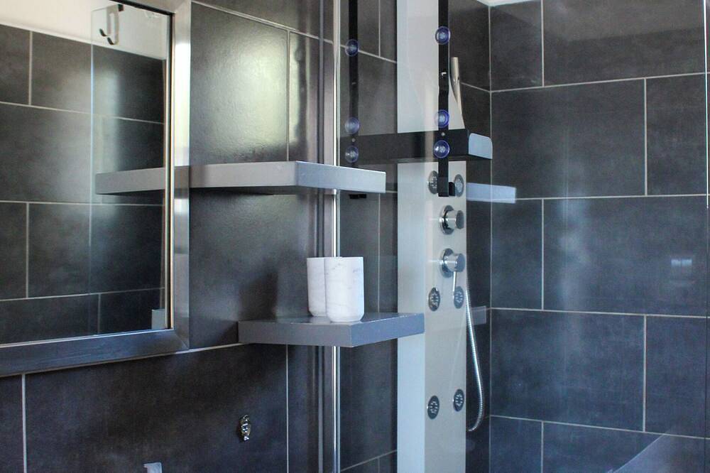 Mini Villa 10 Minutos De Porto Vecchio Y Playas Palombaggia Santa Giulia in Sotta, Distrito de Sartène