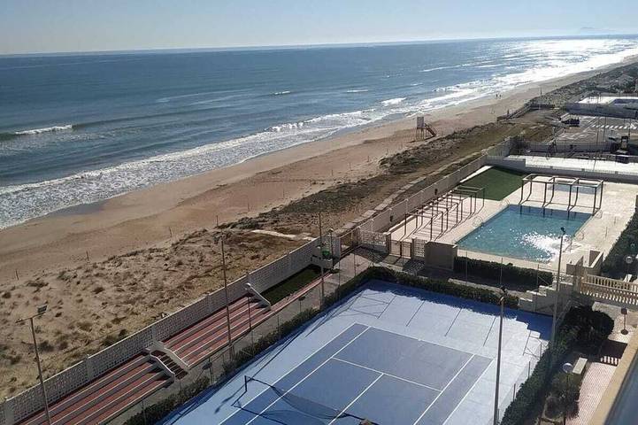 Apartamento de vacaciones para 4 personas, con balcón además de piscina y jardín - 1