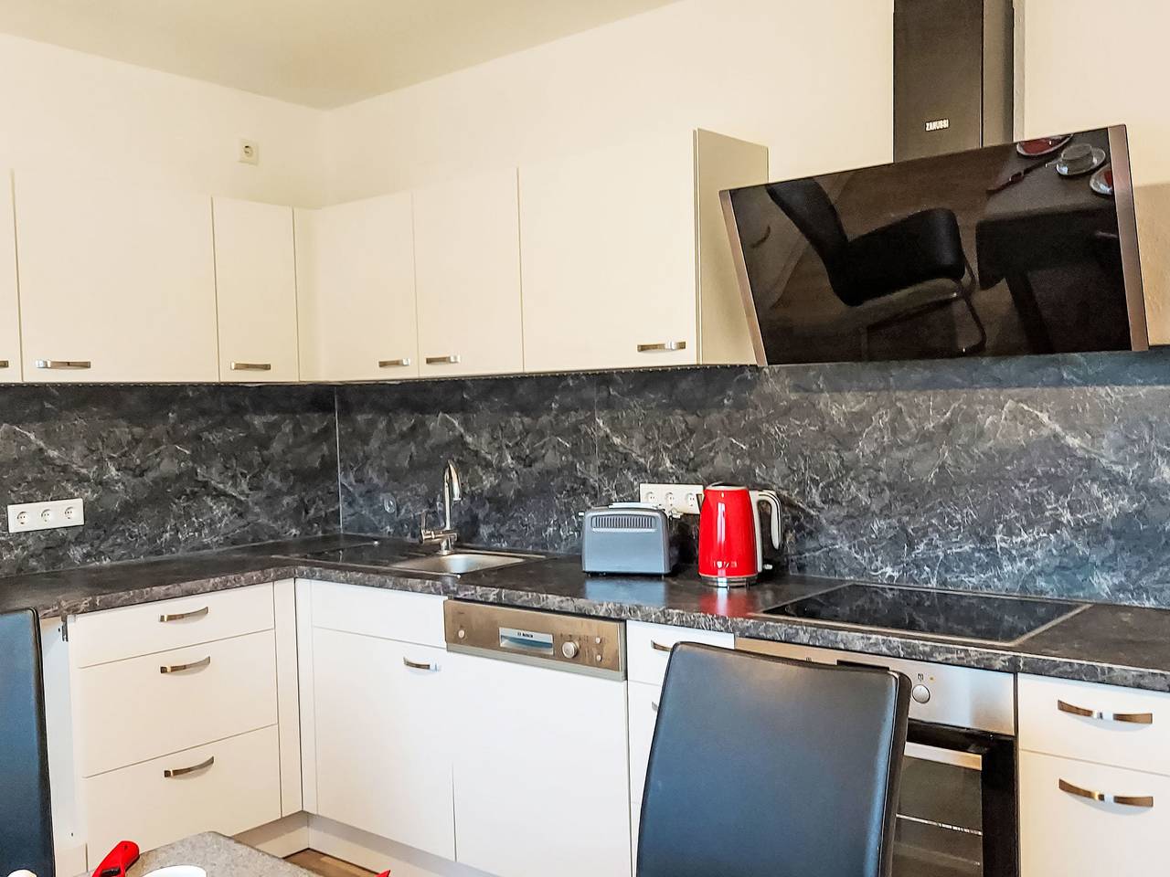 Ganze Wohnung, Lindenstraße in Schieder-Schwalenberg, Kreis Lippe