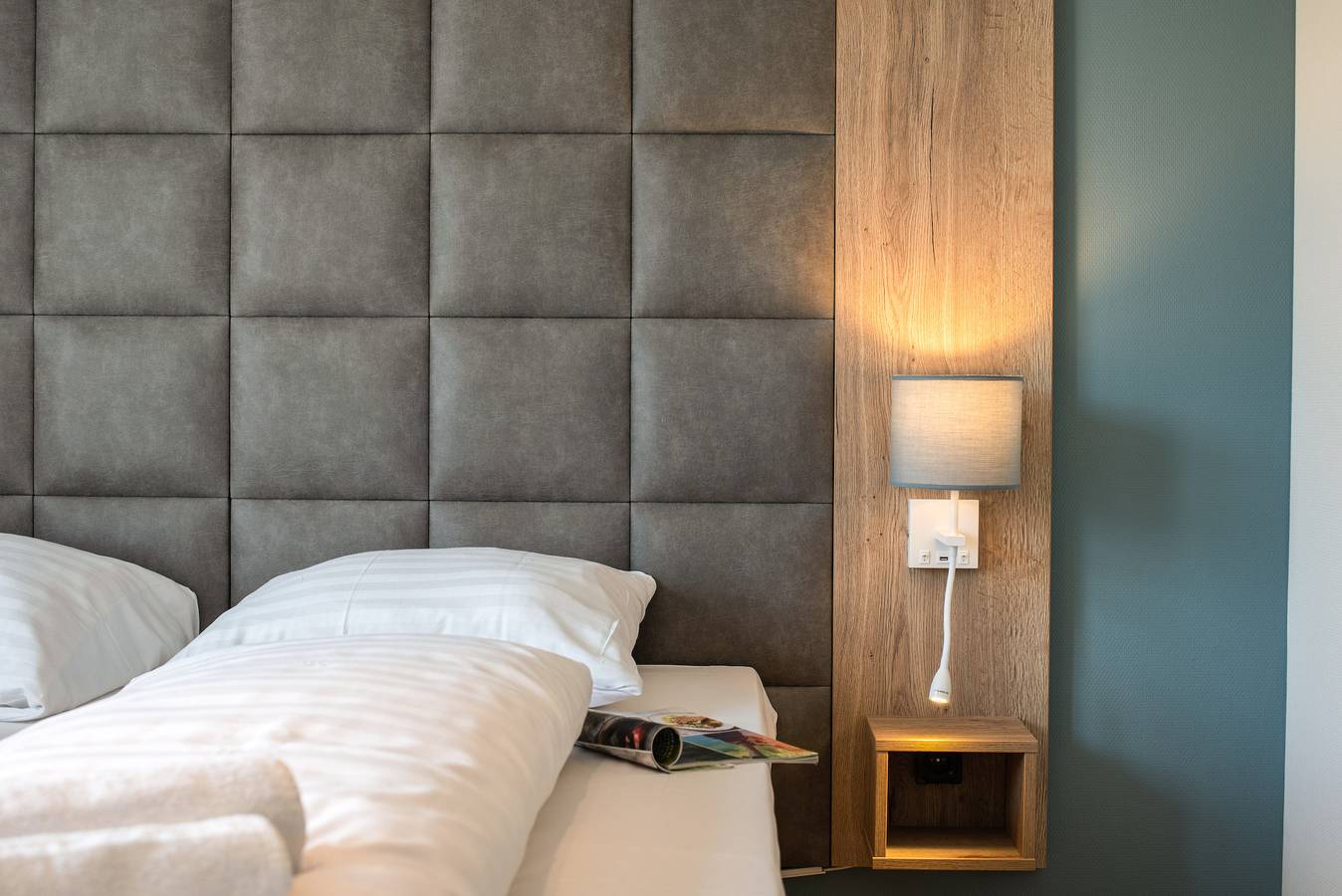 Landal Marina Resort Well — 12-persoons watervilla in Bergen (Limburg), De Maasduinen National Park