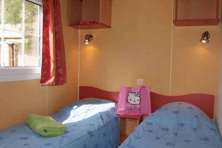 Zecamping 3* pet friendly mobil-home clim 32m2 8 pers in Bauduen, Brignoles Region