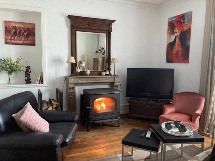 Gîte pour 5 personnes, avec terrasse ainsi que jardin et sauna à Carignan