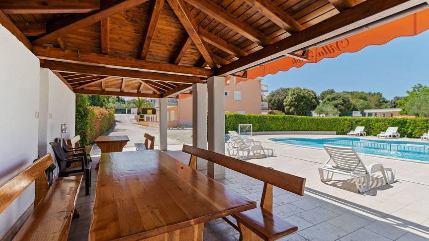 Camping für 6 Personen, mit Pool und Garten, mit Haustier in Medulin - 2