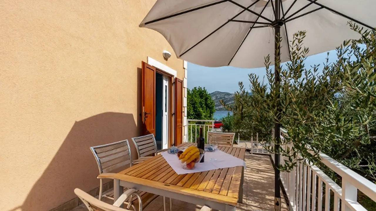 Ganze Ferienwohnung, Ferienwohnung für 4 Personen (47 m²) in Kneza in Račišće (Dalmatien), Korcula