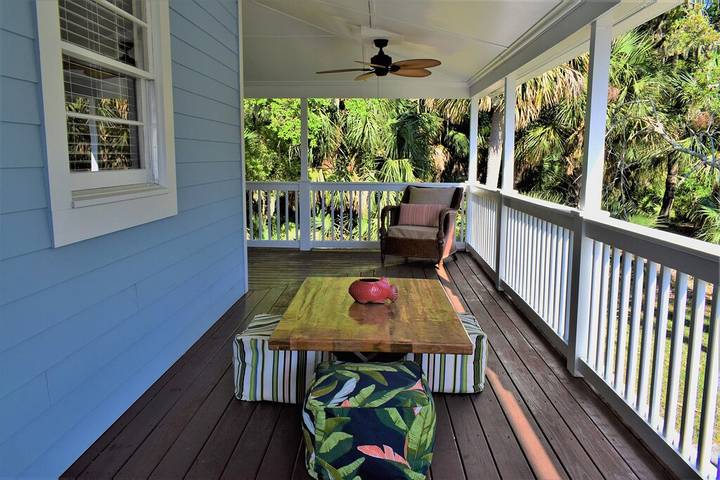 Vacation rental for 12 people, with balcony and pool in Fripp Island