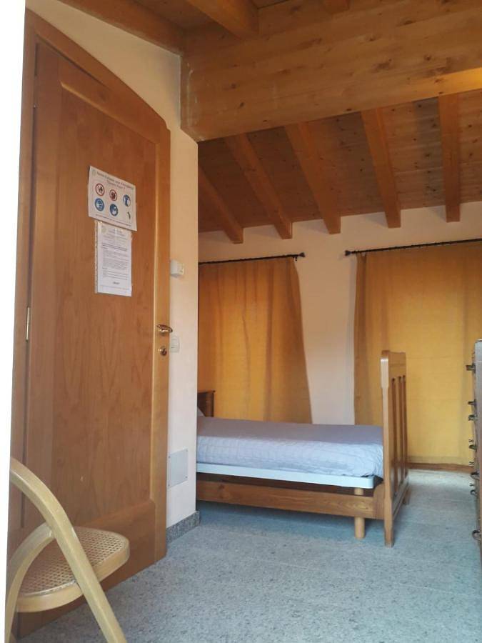 Location de vacances pour 6 personnes, avec vue et jardin, animaux acceptés à Bettola