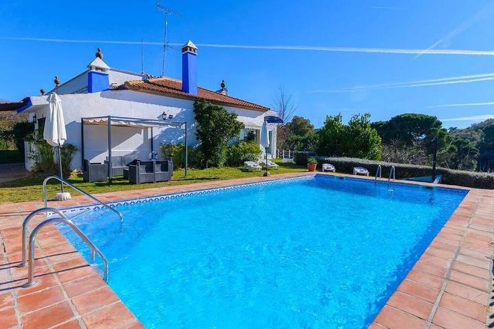 Villa für 12 Personen, mit Terrasse und Garten - 1