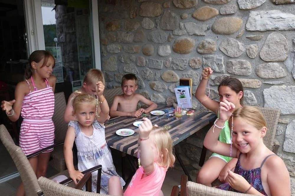 Camping 3 étoiles - Piscine in Chandolas, Parc national des Cévennes