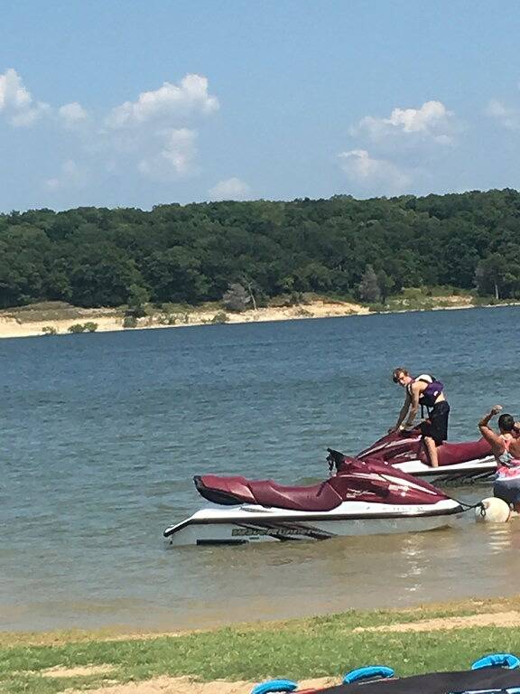 Vacation house for 6 people, with balcony and yard in Lake Texoma