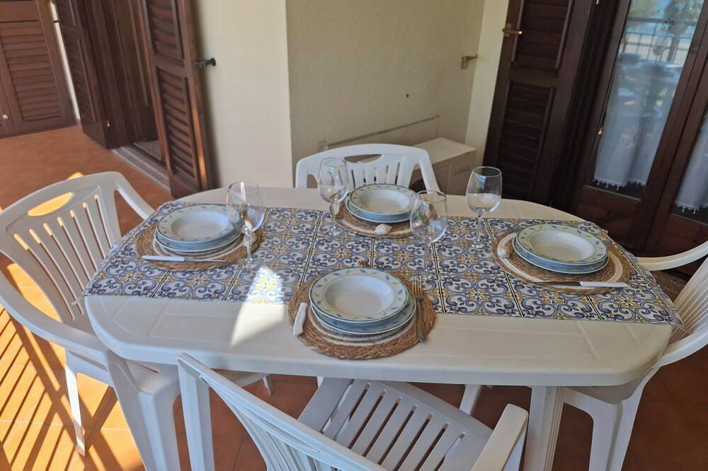 Entire apartment, Vacation Homes Sun & Beach - Lemons Apartment in Capo d'Orlando, Messina Province