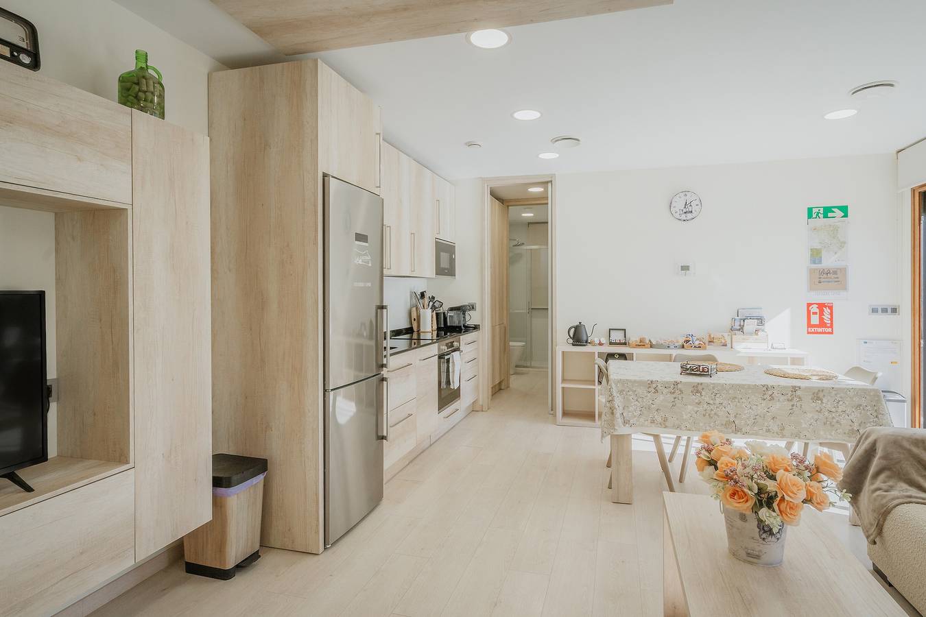 Landhuis voor volwassenen 'La Costana De Barbadillo' met privétuin, Wifi en airconditioning, foto 8