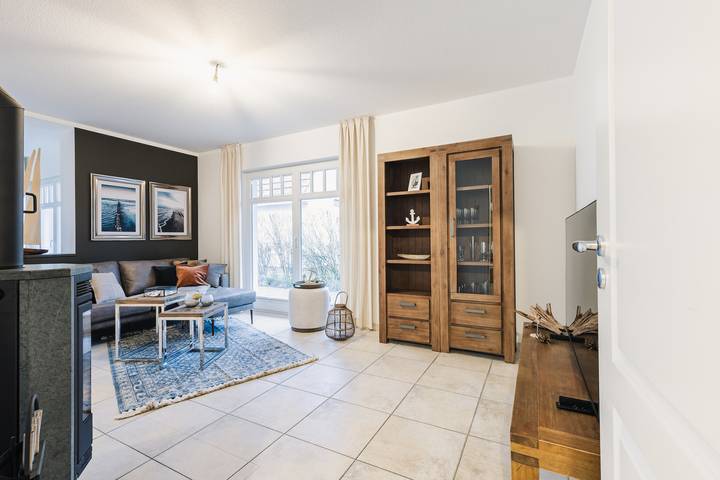 Ferienhaus für 8 Personen, mit Garten und Sauna sowie Terrasse, kinderfreundlich in Zingst - 3