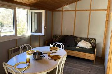 Maison de campagne pour 4 personnes, avec jardin dans Val-de-Sos