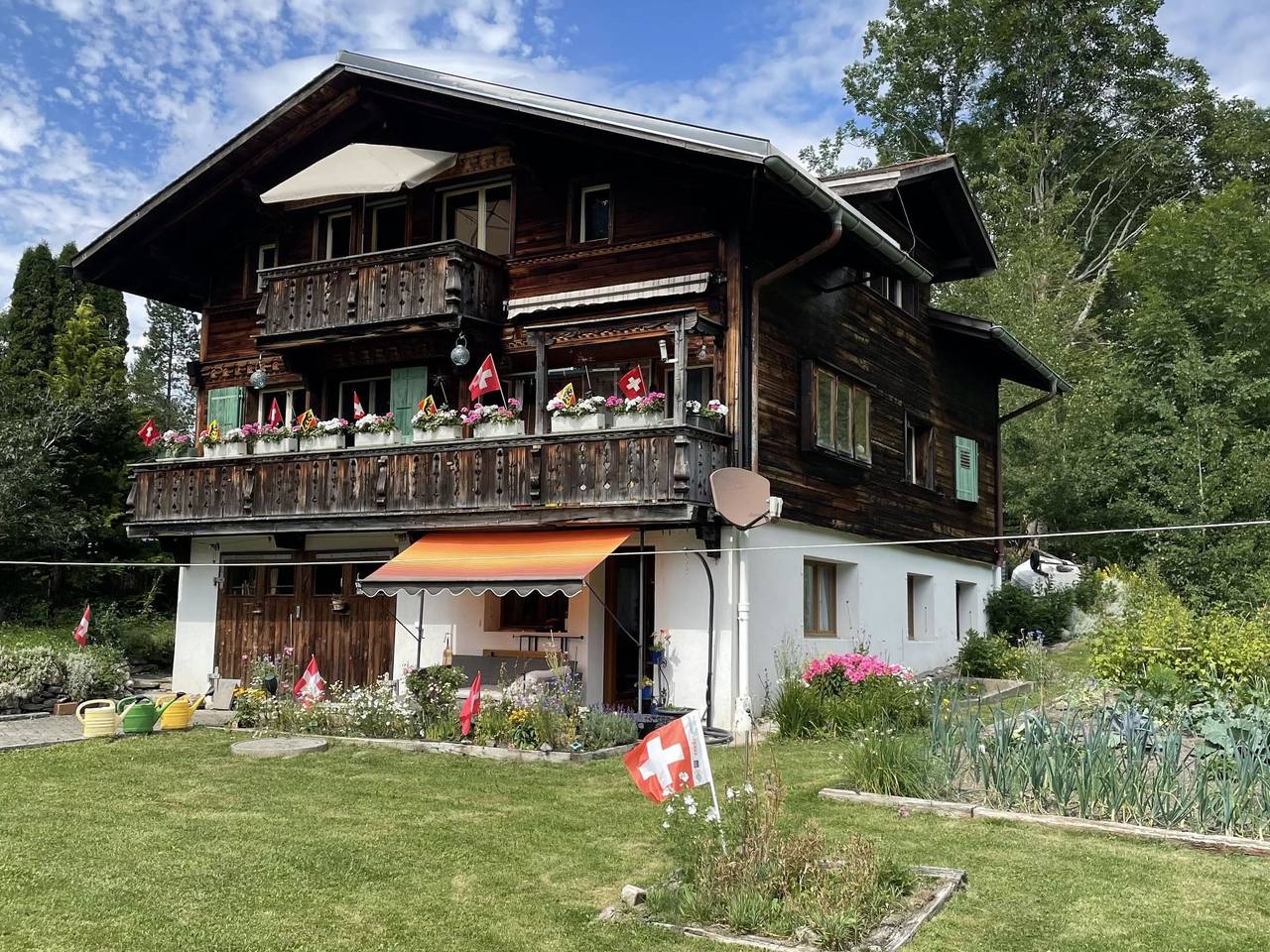 Ganze Wohnung, Sonnegg in Gsteig, Frutigen - Lenk - Adelboden