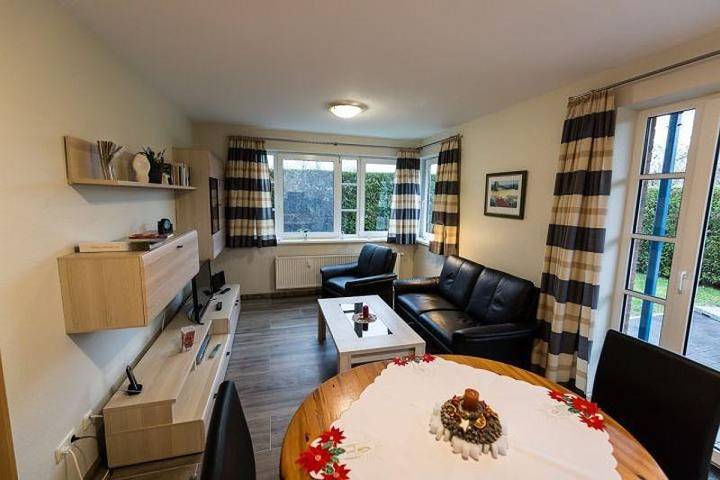 Ferienwohnung für 4 Personen, mit Terrasse in Gollendorf - 2
