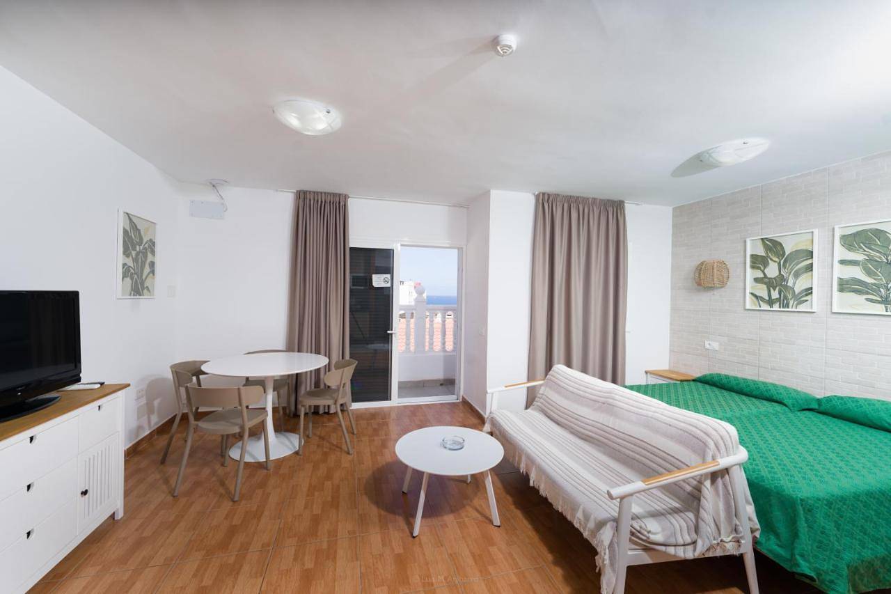 Apartamentos Tinerfe Garden in Playa Puerto Colón, Adeje
