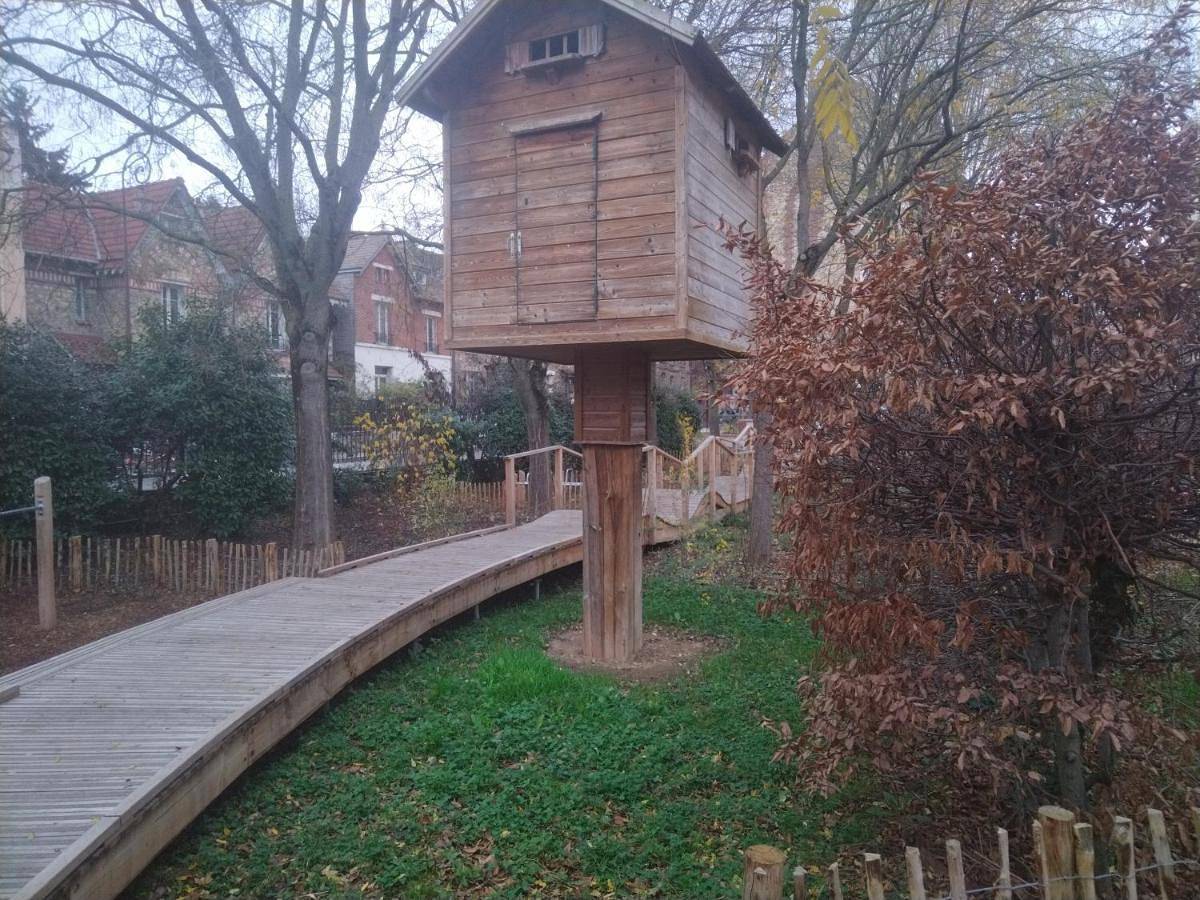 Appartement entier, Three-Bedroom Apartment in Enghien-les-Bains, Val-d'Oise