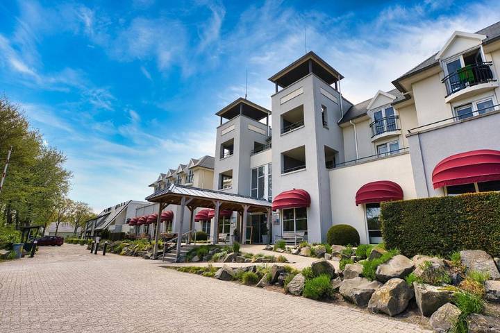 Hôtel pour 2 personnes, avec jardin et sauna ainsi que piscine et jacuzzi à Renesse