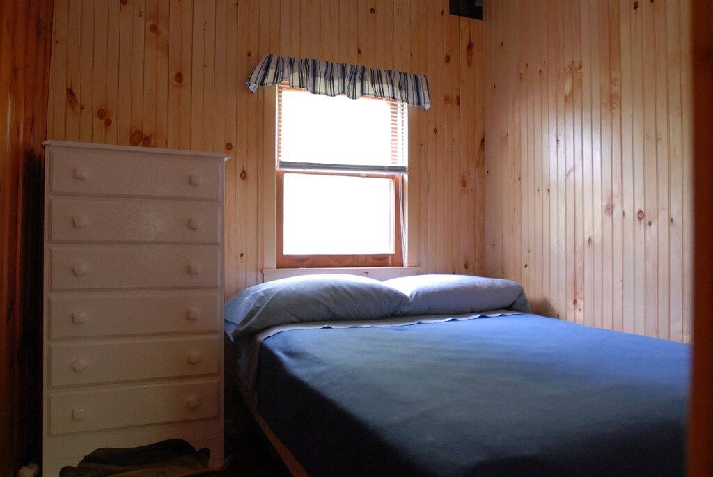 Cabin for 4 Guests in Alburgh (VT), Lake Champlain